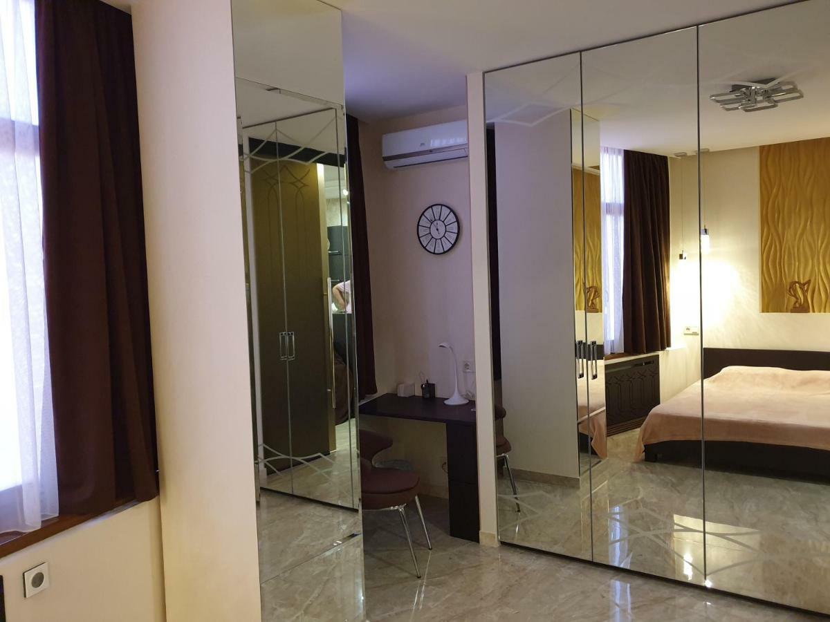 Apartment Luxe Paris Οδησσός Εξωτερικό φωτογραφία