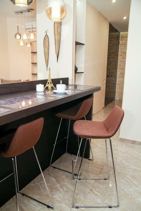 Apartment Luxe Paris Οδησσός Εξωτερικό φωτογραφία
